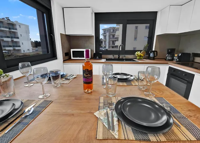 San Marino Luxury #3